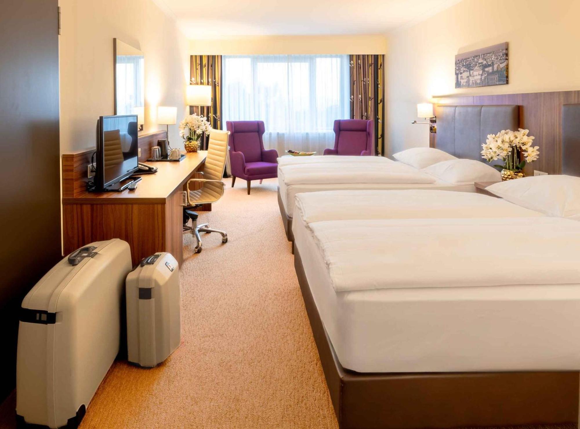 Plaza Premium Hotel Vienne